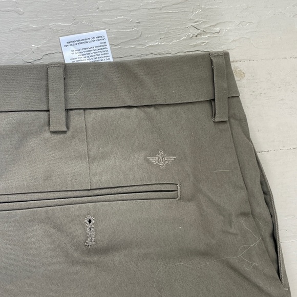 Dockers Classic Comfort Flex Khakis - Picture 5 of 5